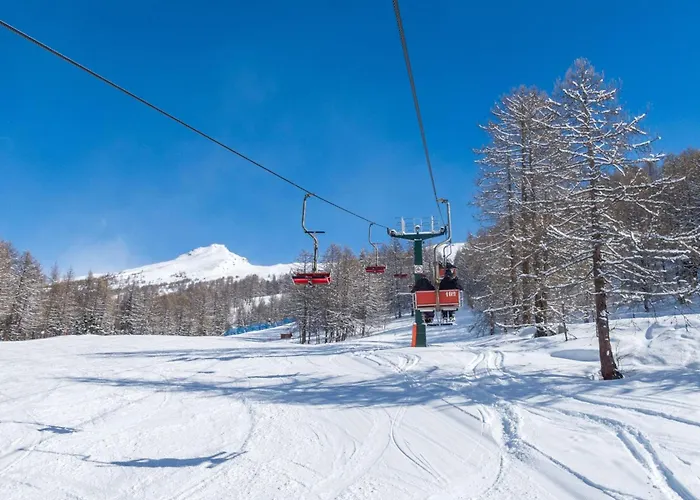 Asteria 29 Skiing Nearby - Happy